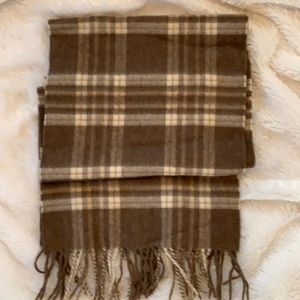 Cashmere scary tan cream plaid excellent quality